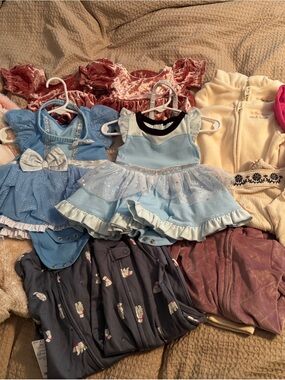 TWIN Baby Girl Clothes BUNDLE (NB, 3m, 6m)